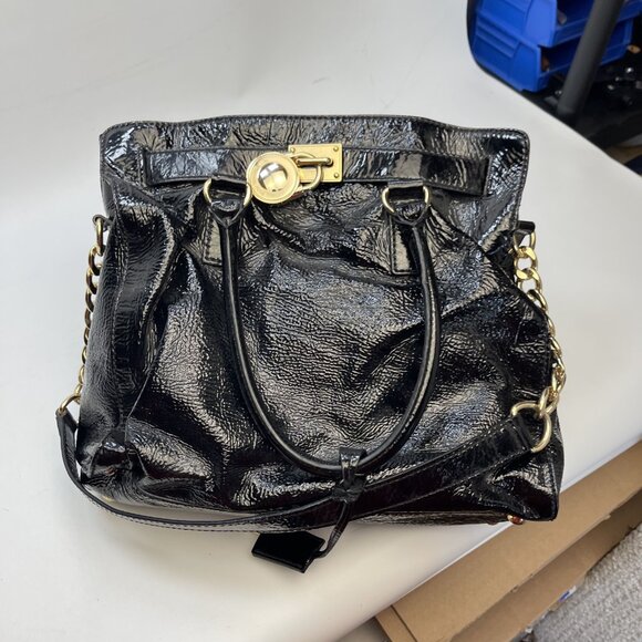 Michael Kors Hamilton Large Saffiano Leather Bag Golden Padlock & Key Black - Picture 13 of 14